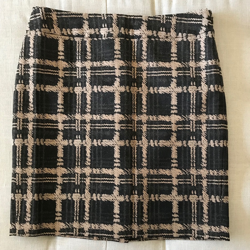 Ann Taylor checkered skirt